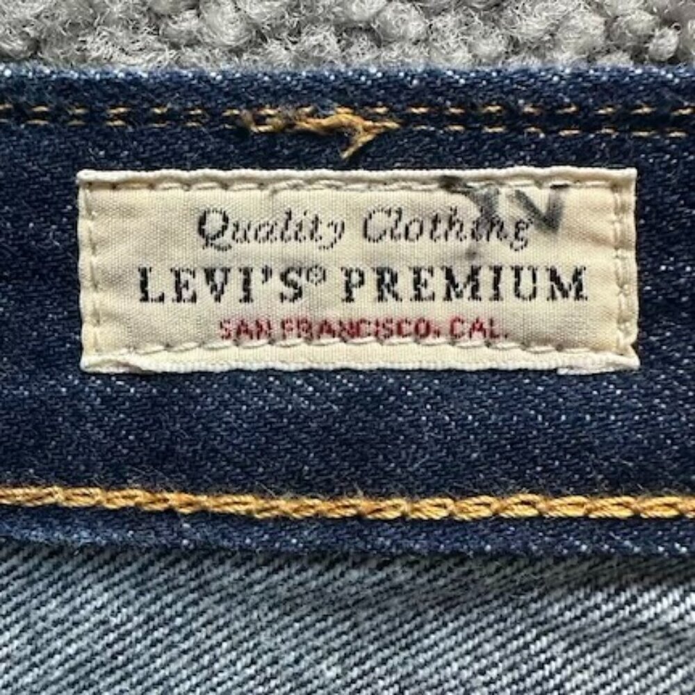 Levi's Big E 501 Jeans Vintage 2001 - Size 40 x 32  Fantastic Like New Condition - Picture 11 of 15